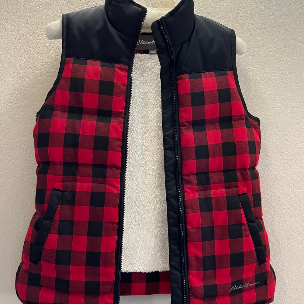 Eddie Bauer women’s Red and Black Plaid Vest